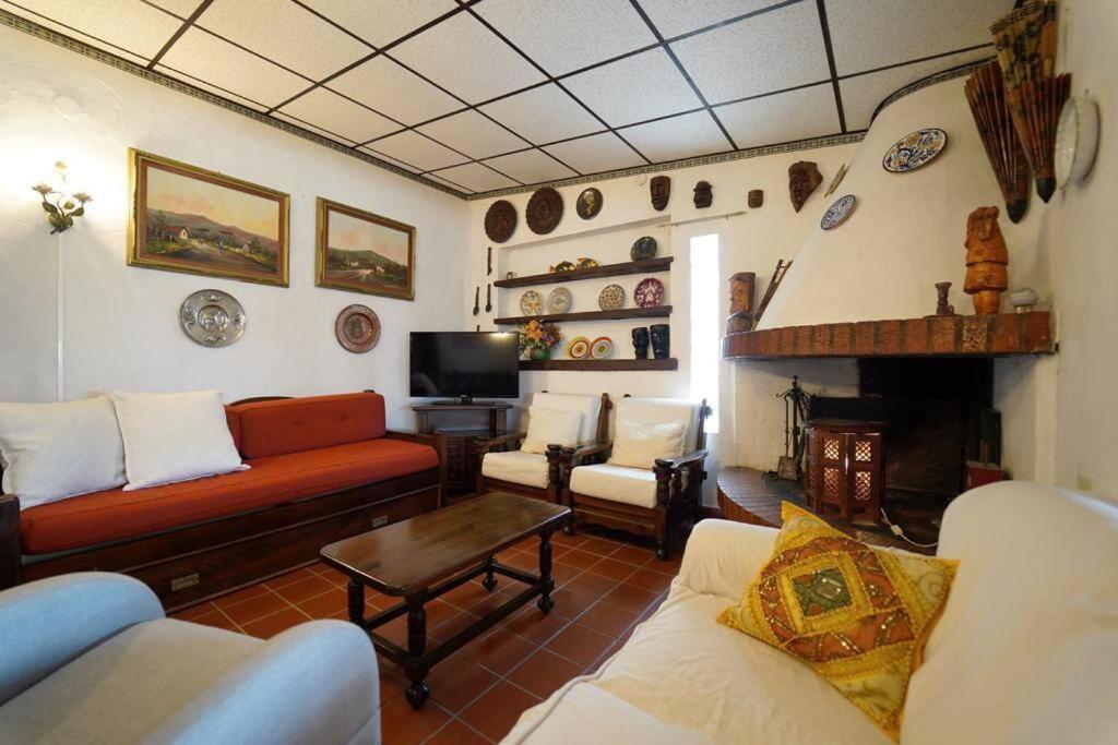 Casa L'Orizzonte Azzurro Villa Pula Exterior foto