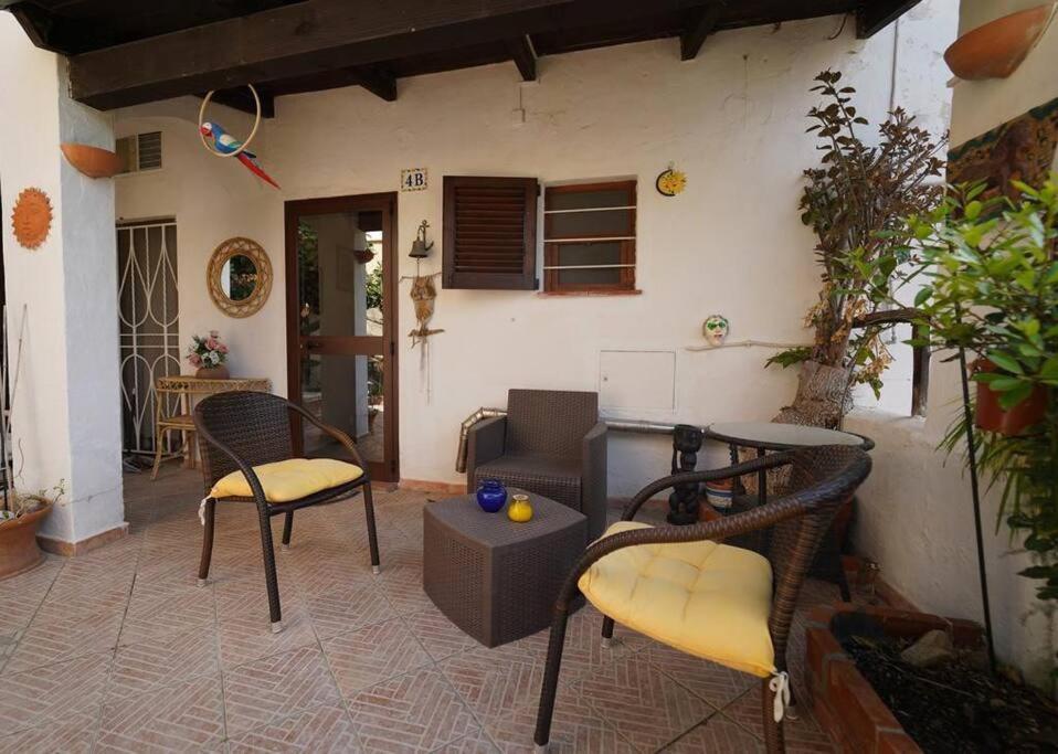 Casa L'Orizzonte Azzurro Villa Pula Exterior foto