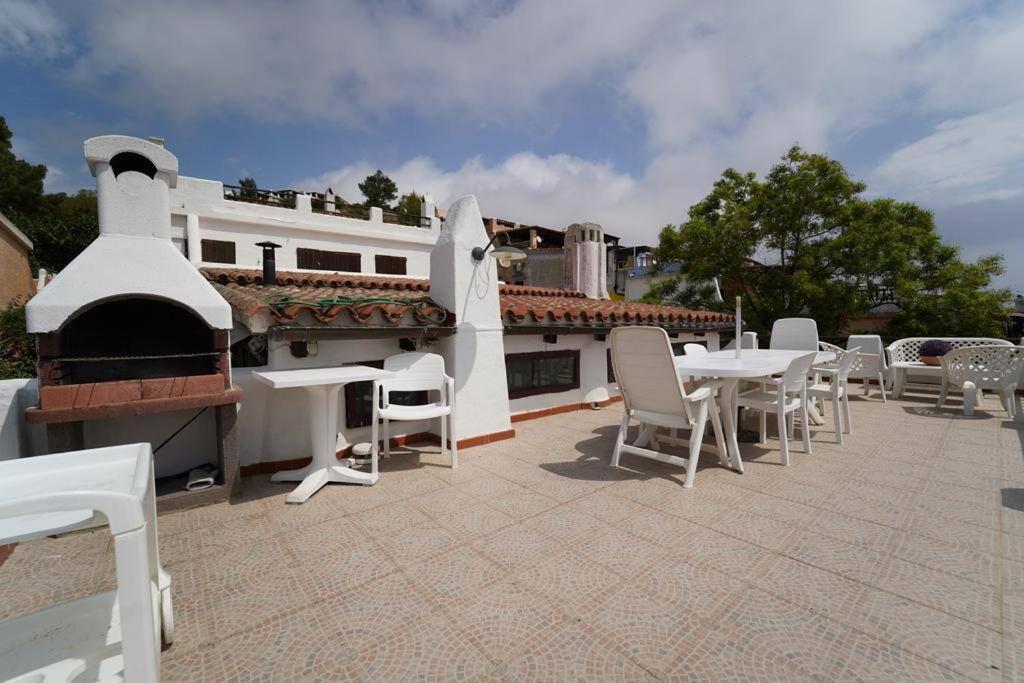 Casa L'Orizzonte Azzurro Villa Pula Exterior foto